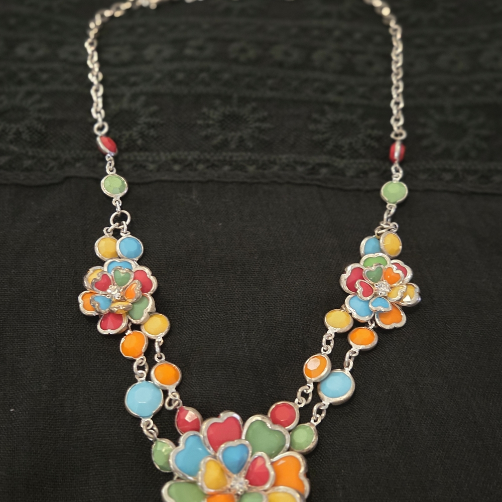 Mix It Red and Pink Statement Necklace with Geometric Design.  10 1/2 Inchs Long